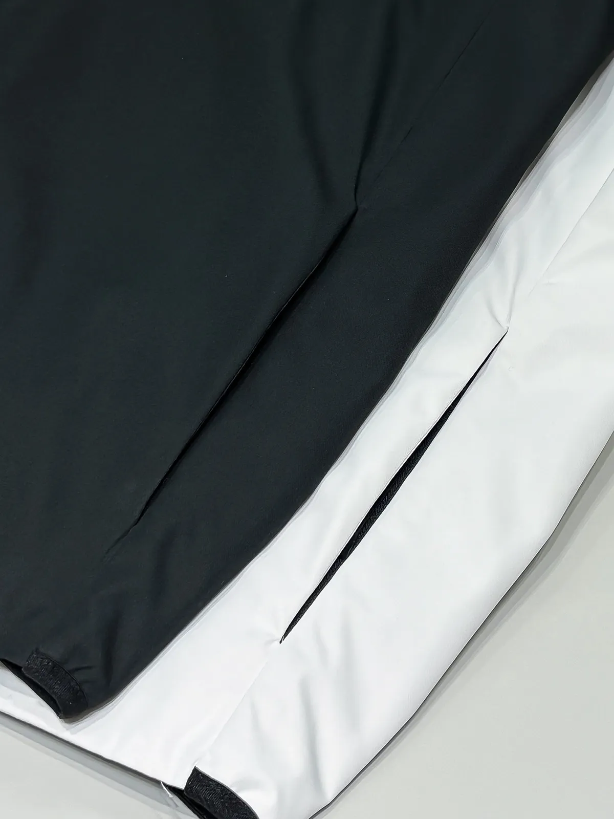 MON 26 ，Polset 90 ， 。 ， 。 ， ， ， ， ， ， Cream White Black Size：1 2 3 4 5597Size ： 1 : 118cm- 50cm- 67cm- 62 2 : 122cm- 52cm- 69cm- 63 3 : 126cm- 54cm- 71cm- 64 4 : 130cm- 56cm- 73cm- 65